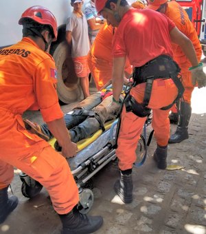 Homem é socorrido após passar dois dias dentro de poço em Lagoa da Canoa