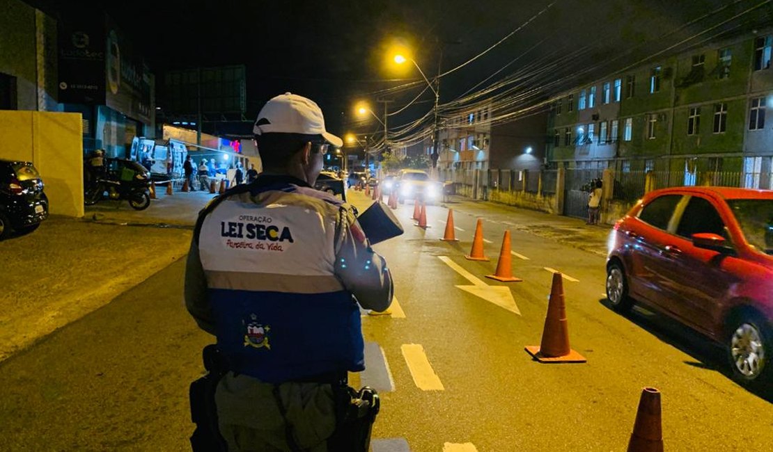 Operação Lei Seca flagra oito condutores inabilitados em Maceió