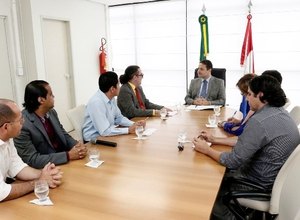Governador Renan Filho reafirma compromissos com a Uneal