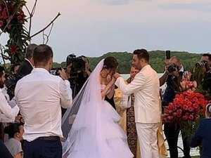 Mano Walter se casa em Marechal Deodoro e transmite cerimônia ao vivo