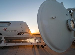 Virgin Hyperloop faz primeiro teste com passageiros de trem ultrarrápido