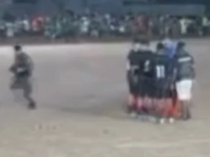 Polícia invade campo e prende jogador de futebol amador acusado de roubo