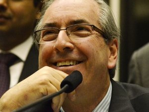 Cunha analisará o pedido da própria cassação