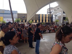 Equipe de apoio da educação em Arapiraca cobra rateio do Fundeb