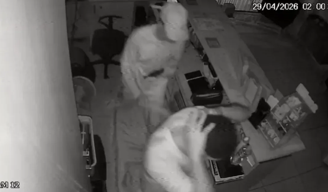 Jurado de morte por facção, jovem atacado em pousada tem ficha criminal extensa