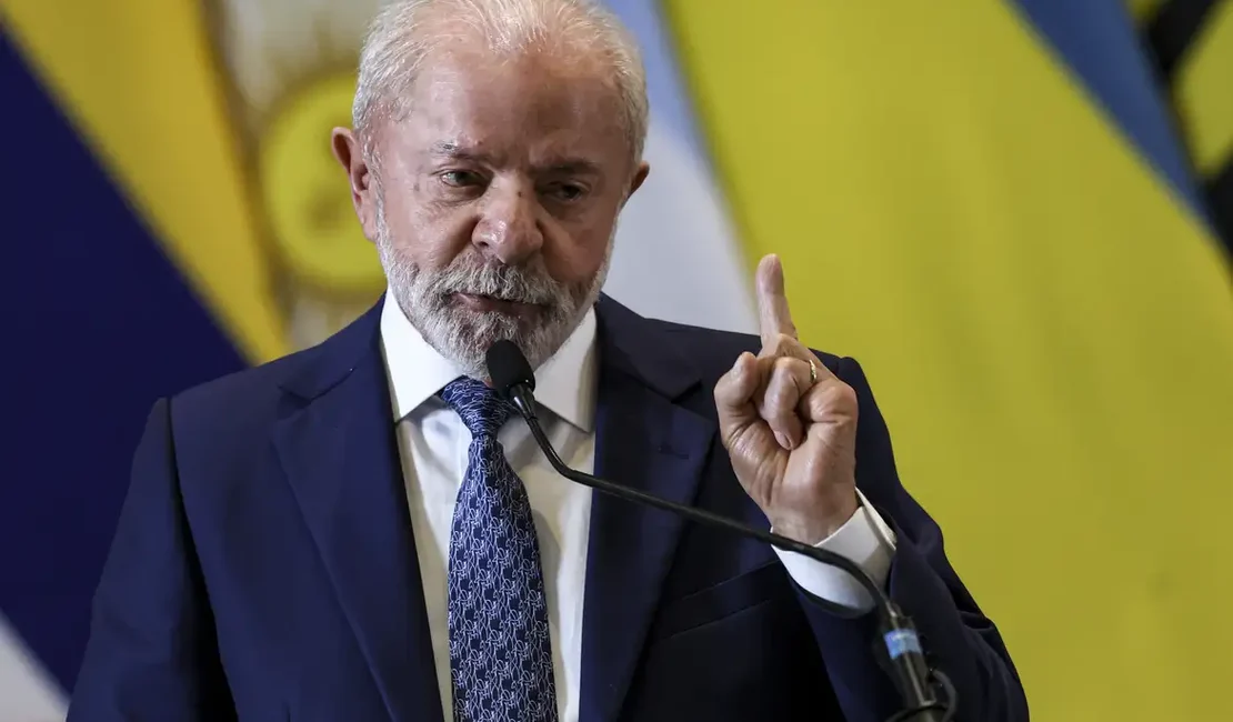 Lula faz apelo à paz, condena corrida armamentista e critica ONU