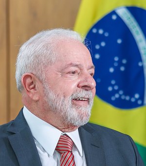 No Brics, Lula propõe alternativas de pagamento para reduzir dependência do dólar