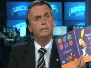 Movimento LGBTI acusa Bolsonaro de mentir no JN e pede direito de resposta