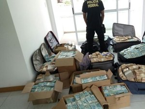 PF localiza 'malas de dinheiro' que seriam de ex-ministro do governo Temer