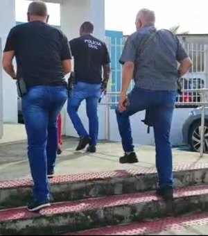 Polícia Civil prende foragido acusado de homicídio em Marechal Deodoro