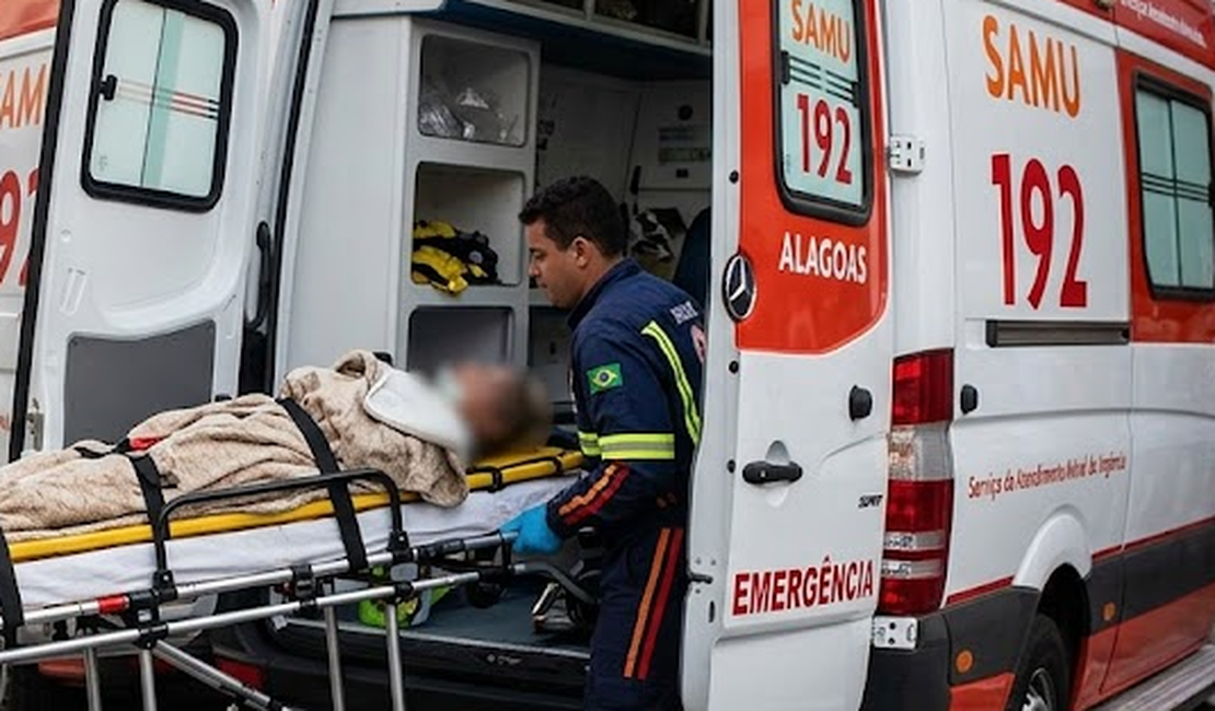 Homem é baleado nas costas enquanto caminhava em rua de Arapiraca