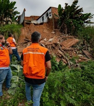 Período chuvoso começa e exige atenção redobrada em áreas de risco