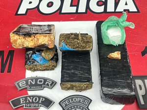 Jovem é preso com maconha, crack e cocaína na BR-101, em Flexeiras