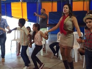 Espaço Trate promove arraiá na Escola de Circo