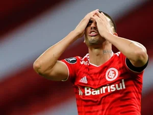 Torcida do Internacional detona atuação do time em derrota para o Táchira: 'Fiasco'