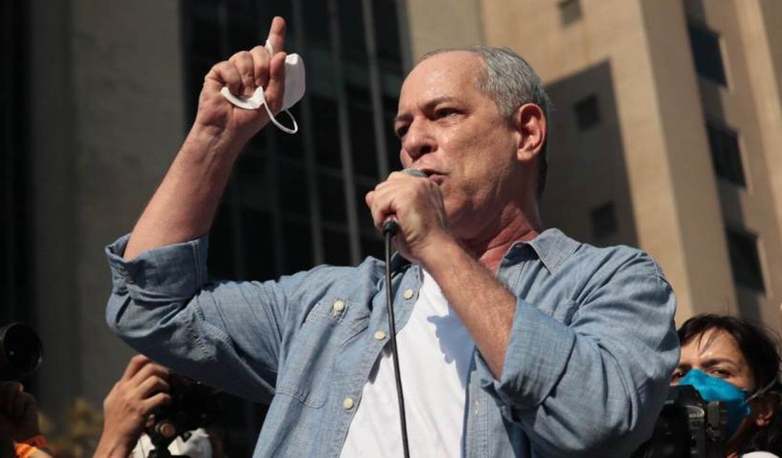 Ciro Gomes vem a AL lançar projeto de formação política de Ronaldo Lessa