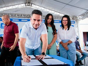Governo de Alagoas faz investimentos na educação e infraestrutura no município de Água Branca