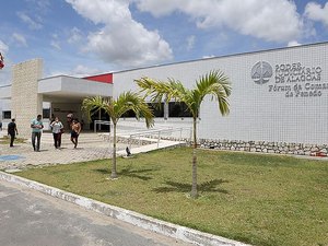 Acusado de matar companheira com golpes de capacete é condenado a 14 anos