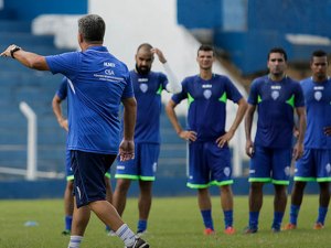 Série C: CSA e Fortaleza fazem confronto direto pela liderança nesta segunda-feira