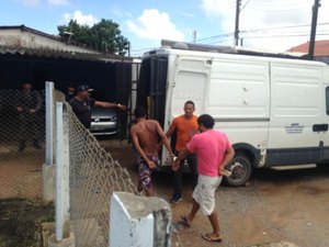 Presos da Casa de Custódia da Polícia Civil são transferidos para o sistema prisional