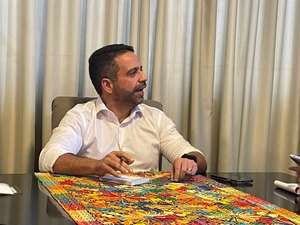 Paulo Dantas sobre candidatura: 'as pessoas precisam saber de que lado estou'