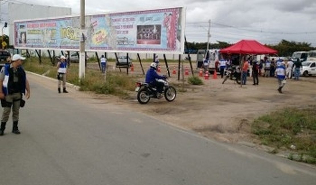 Operação Lei Seca realiza abordagens em Arapiraca nesta segunda