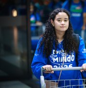Daqui pra o Mundo: Estudantes iniciam retorno da Inglaterra neste sábado (4)