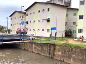 Corpo é encontrado em córrego no Vale do Reginaldo, em Maceió