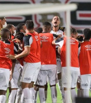 Sport vence clássico pela Copa do Nordeste e provoca Santa Cruz: 'Caiu um Toró no Arruda'
