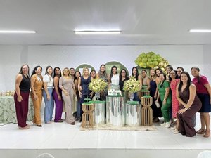 Prefeita Marcela Gomes promove solenidade em Novo Lino em comemoração ao Dia do Enfermeiro