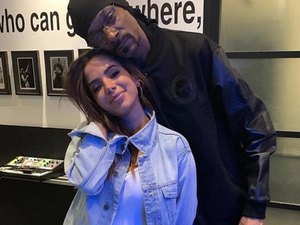 Anitta chama Snoop Dogg de 'tio' em mensagem de aniversário