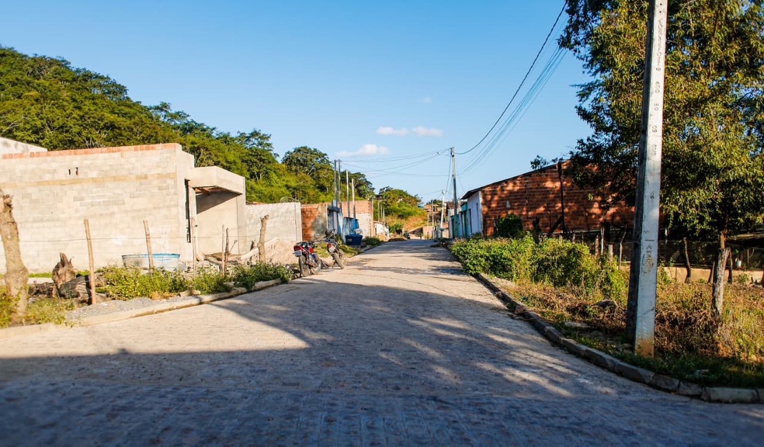 Prefeitura de Palmeira inicia manutenção e ampliação da iluminação pública no Canaã