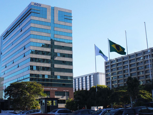 AGU cobra R$ 100 milhões de financiadores de atos golpistas