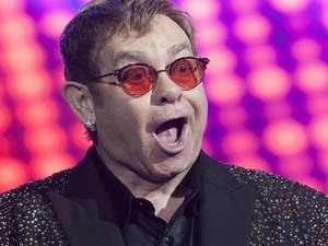 Elton John inclui América do Sul na última turnê da carreira