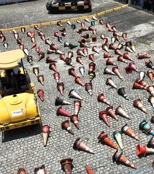 DMTT destrói cones utilizados para reserva ilegal de espaço público em Maceió