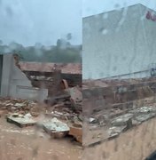 [Vídeo] Chuva forte: muro desaba ao lado de fábrica na Mangabeiras