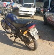 Polícia encontra moto roubada na zona rural de Lagoa da Canoa