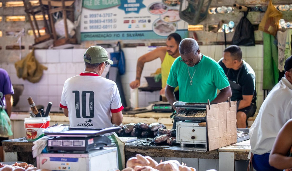 Proclamação da República: saiba como funcionam feiras e mercados públicos de Maceió