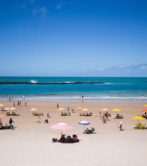 Homem é preso por importunar sexualmente mulheres que se exercitavam na Praia do Francês