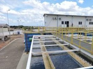 Casal trabalha para retomar abastecimento no Trapiche, Mutange e Bebedouro 