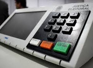 TSE começa a lacrar programas que serão utilizados nas urnas eletrônicas