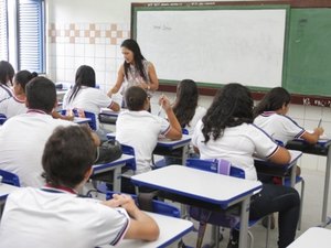 Governo convoca professores temporários e auxiliares de sala