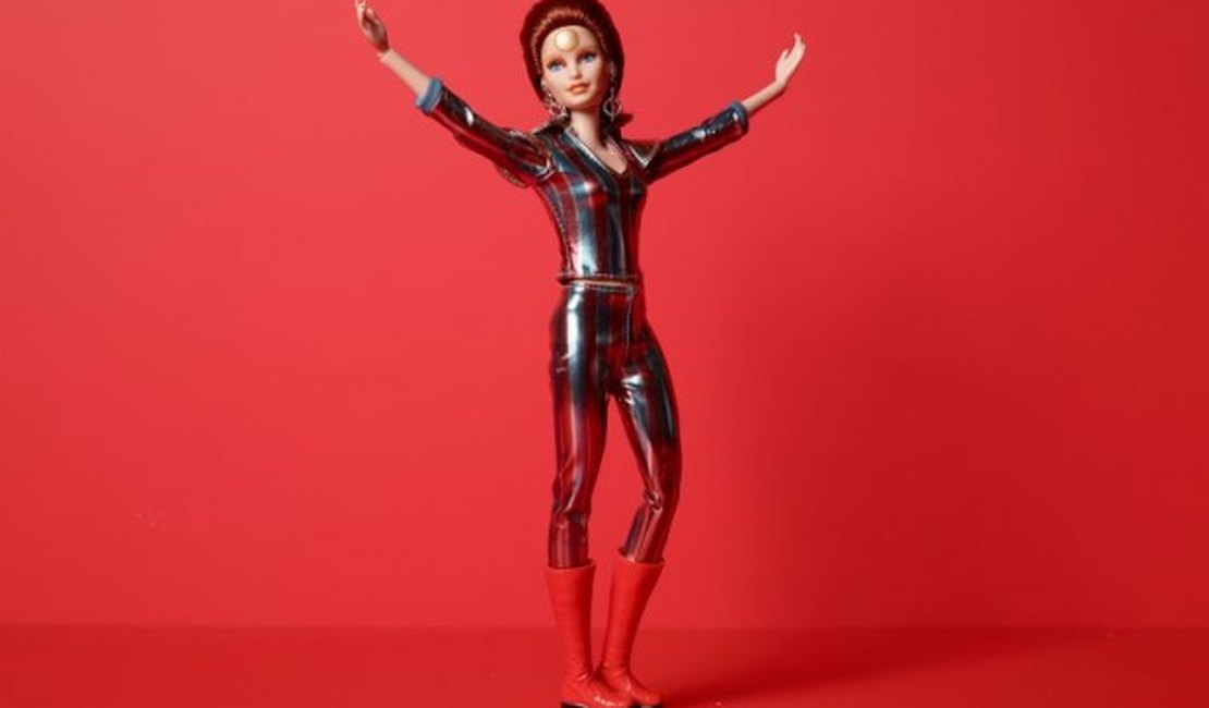 Barbie inspirada no David Bowie chega ao público