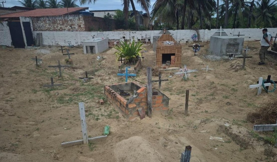 Justiça suspende sepultamentos em cemitério de Piaçabuçu após ação do MPAL