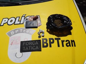 Polícia prende suspeito de tráfico de drogas na Jatiúca