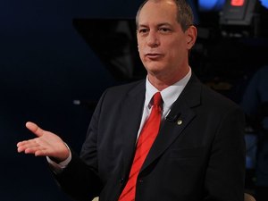 'Nem a pau, Juvenal', diz Ciro sobre apoio a Haddad no segundo turno