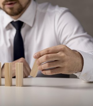 Empreender sob pressão: taxações, instabilidade internacional e os caminhos estratégicos para crescer em tempos desafiadores