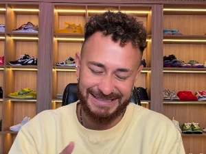 [Vídeo] Apresentador Fred Bruno anuncia que será pai pela segunda vez