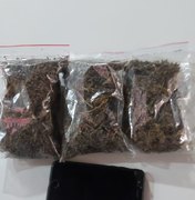 Polícia apreende 1,9kg de maconha em residência da Santa Lúcia