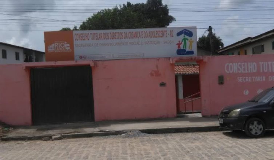 Vizinho é preso em flagrante após invadir casa e abusar de crianças sozinhas em Rio Largo